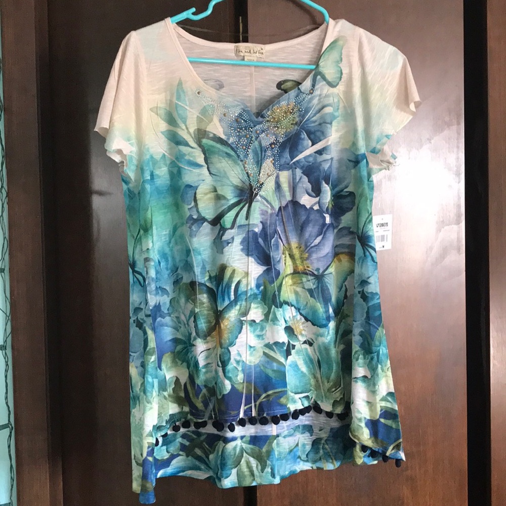 Women’s shirt